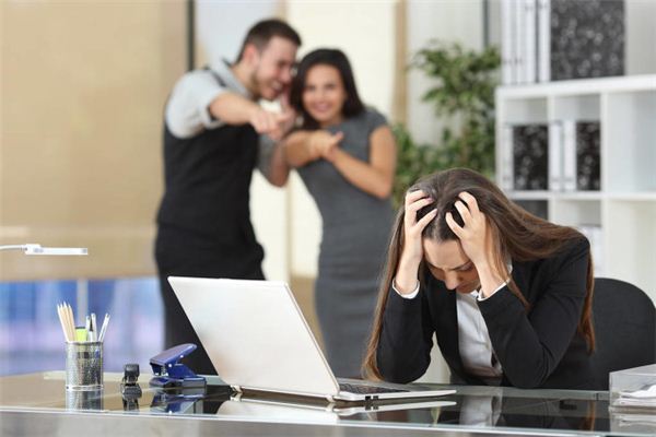 梦见别人伤害自己是什么预兆,梦见别人伤害自己是什么意思 梦见别人伤害自己是什么预兆,梦见别人伤害自己是什么意思