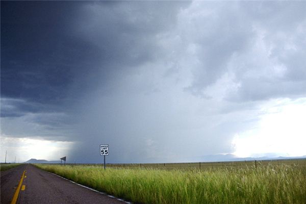 梦见暴风雨是什么预兆,梦见暴风雨是什么意思 梦见暴风雨是什么预兆,梦见暴风雨是什么意思