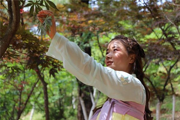 脸上长痣凶吉辨认方法 脸上长痣凶吉辨认方法