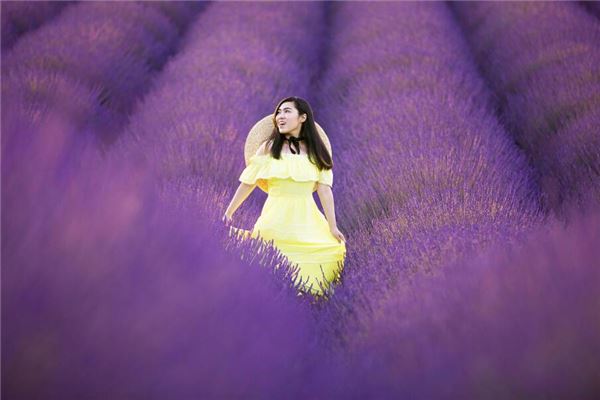 为情所困的女人面相特征 为情所困的女人面相特征