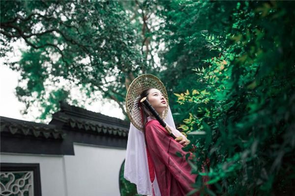 耳朵长的靠后面相 耳朵长的靠后面相