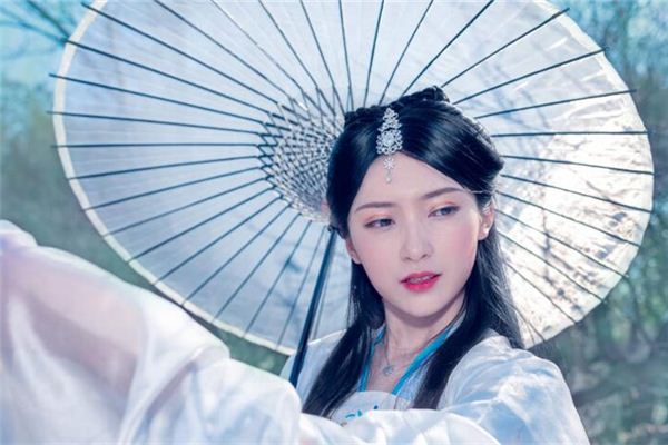 耳朵厚的女人命运 耳朵厚的女人命运