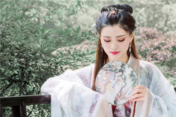 下巴突出好不好 下巴突出好不好