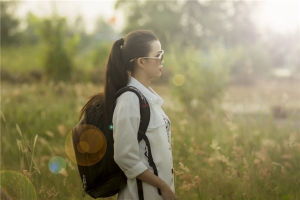 眉毛比眼睛短的女人 眉毛比眼睛短的女人
