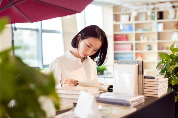 女性鼻嘴颈痣相所代表的含义 女性鼻嘴颈痣相所代表的含义
