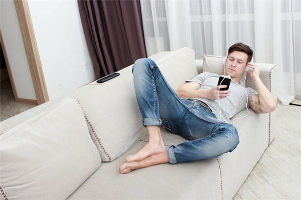 男人左眼跳有什么预兆 男人左眼跳有什么预兆