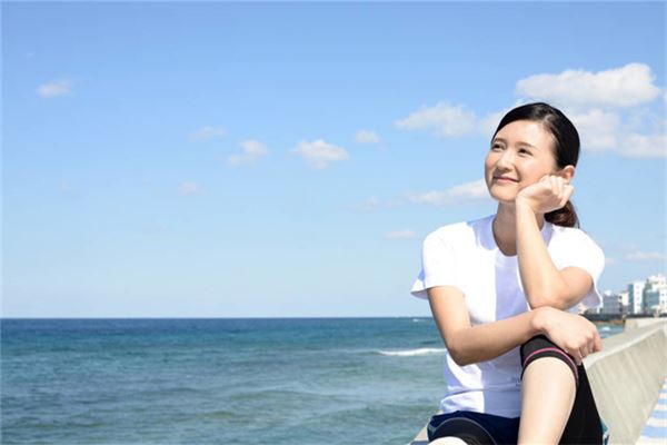 额头凹陷的人运顺吗 额头凹陷的人运顺吗