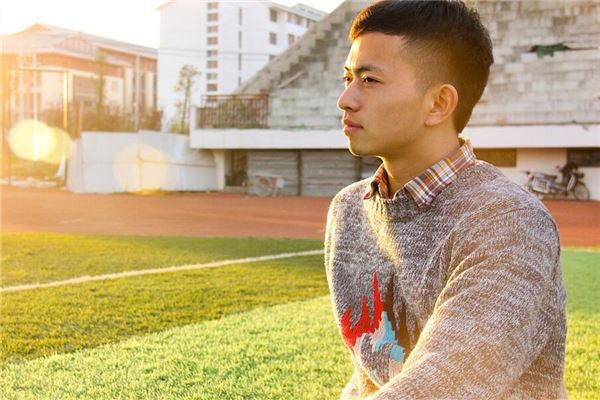 男人有招风耳一生运势 男人有招风耳一生运势