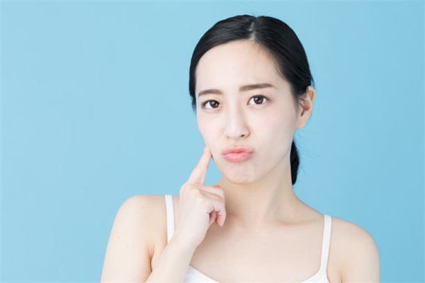 易在爱情中迷失的女人面相 易在爱情中迷失的女人面相