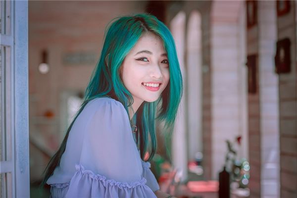 看面相知道女人的桃花运 看面相知道女人的桃花运