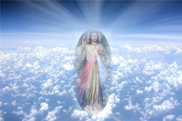 梦见神拥抱自己是什么预兆,梦见神拥抱自己是什么意思