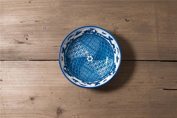 梦见盘子是什么预兆,梦见盘子是什么意思 梦见盘子是什么预兆,梦见盘子是什么意思