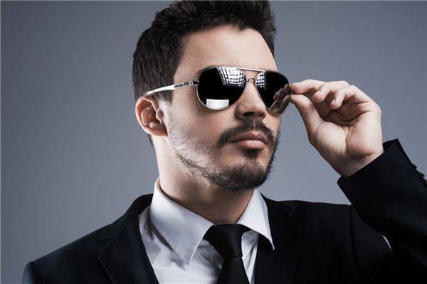 男人右眼角有痣女人右眼角有痣 男人右眼角有痣女人右眼角有痣