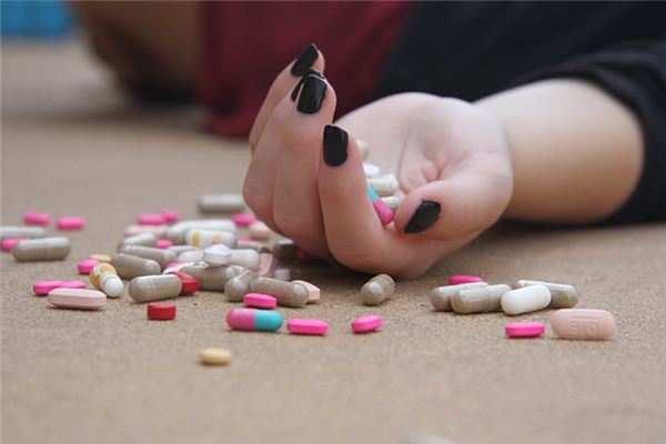 梦见同事自杀是什么预兆,梦见同事自杀是什么意思 梦见同事自杀是什么预兆,梦见同事自杀是什么意思
