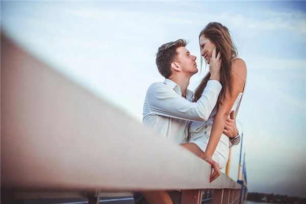 讨好AB血型情人的锦囊妙计 讨好AB血型情人的锦囊妙计