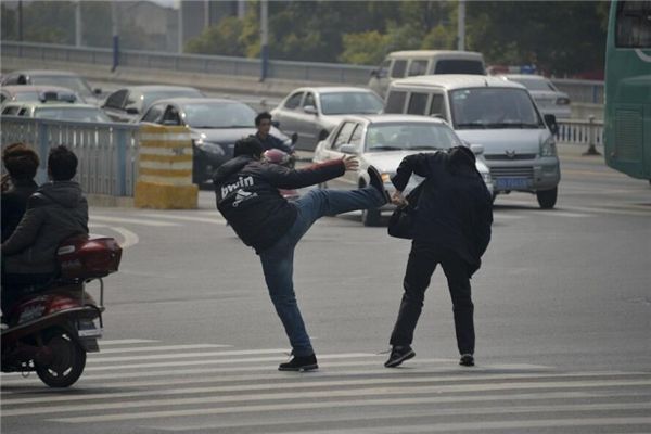 梦见对父母下手是什么预兆,梦见对父母下手是什么意思