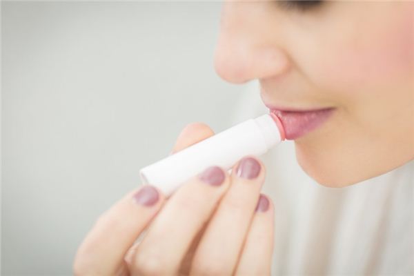 梦见唇膏是什么预兆,梦见唇膏是什么意思 梦见唇膏是什么预兆,梦见唇膏是什么意思