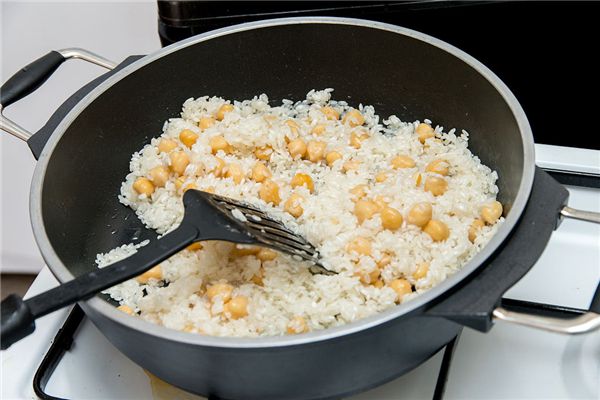 梦见一锅饭是什么预兆,梦见一锅饭是什么意思 梦见一锅饭是什么预兆,梦见一锅饭是什么意思