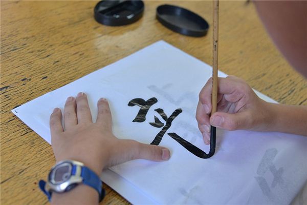 梦见笔迹是什么预兆,梦见笔迹是什么意思 梦见笔迹是什么预兆,梦见笔迹是什么意思