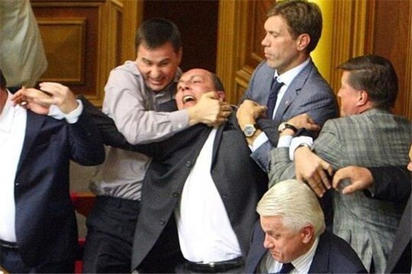 梦见爸爸被打是什么预兆,梦见爸爸被打是什么意思 梦见爸爸被打是什么预兆,梦见爸爸被打是什么意思