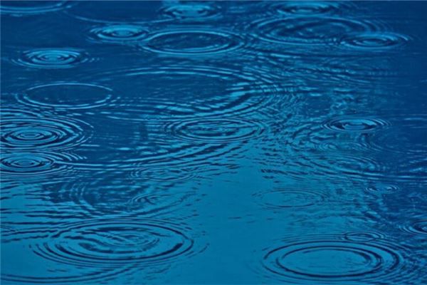 梦见水面掀起涟漪是什么预兆,梦见水面掀起涟漪是什么意思 梦见水面掀起涟漪是什么预兆,梦见水面掀起涟漪是什么意思