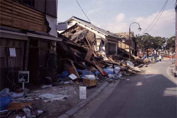 梦见地震大水是什么预兆,梦见地震大水是什么意思 梦见地震大水是什么预兆,梦见地震大水是什么意思