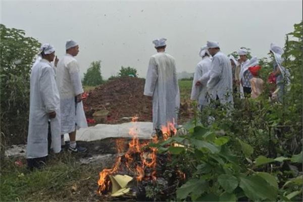 梦见安葬死人是什么预兆,梦见安葬死人是什么意思 梦见安葬死人是什么预兆,梦见安葬死人是什么意思