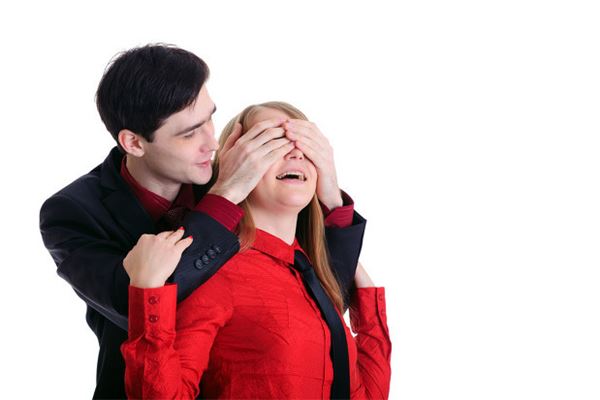 梦见有人暗恋我是什么预兆,梦见有人暗恋我是什么意思 梦见有人暗恋我是什么预兆,梦见有人暗恋我是什么意思