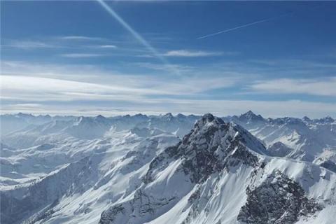 梦见满山都是雪是什么预兆,梦见满山都是雪是什么意思