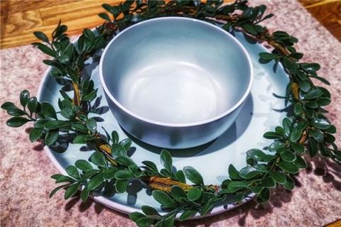 梦见碗里有虫子是什么预兆,梦见碗里有虫子是什么意思 梦见碗里有虫子是什么预兆,梦见碗里有虫子是什么意思