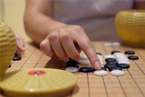 梦见下围棋是什么预兆,梦见下围棋是什么意思 梦见下围棋是什么预兆,梦见下围棋是什么意思