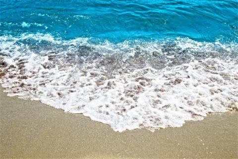 梦见海水涌上来是什么预兆,梦见海水涌上来是什么意思 梦见海水涌上来是什么预兆,梦见海水涌上来是什么意思