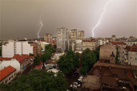 梦见打雷而停电是什么预兆,梦见打雷而停电是什么意思