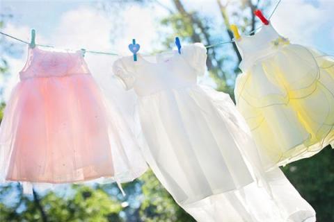 梦见衣服遗失是什么预兆,梦见衣服遗失是什么意思
