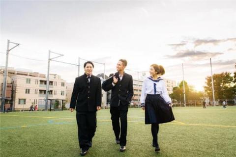 梦见中学是什么预兆,梦见中学是什么意思 梦见中学是什么预兆,梦见中学是什么意思