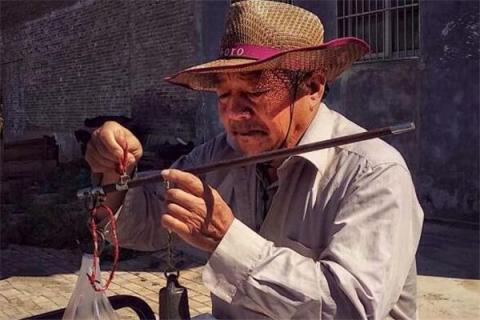 梦见秤称重量的横具是什么预兆,梦见秤称重量的横具是什么意思 梦见秤称重量的横具是什么预兆,梦见秤称重量的横具是什么意思