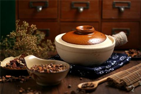 梦见酿造煎药熬药是什么预兆,梦见酿造煎药熬药是什么意思 梦见酿造煎药熬药是什么预兆,梦见酿造煎药熬药是什么意思