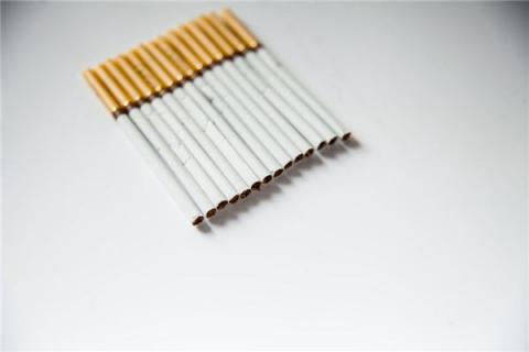 梦见别人送烟是什么预兆,梦见别人送烟是什么意思 梦见别人送烟是什么预兆,梦见别人送烟是什么意思