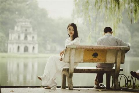 梦见与爱人分离是什么预兆,梦见与爱人分离是什么意思 梦见与爱人分离是什么预兆,梦见与爱人分离是什么意思