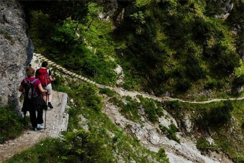 梦见下山是什么预兆,梦见下山是什么意思 梦见下山是什么预兆,梦见下山是什么意思